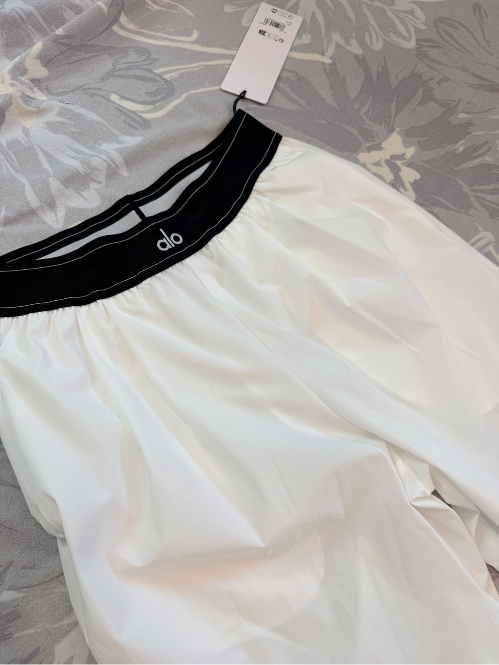 ALO Yoga White Relaxed Shorts with Black Branded Waistband
